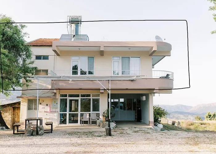 Cozy Mountain View House Near Olympos & Adrasan شقة